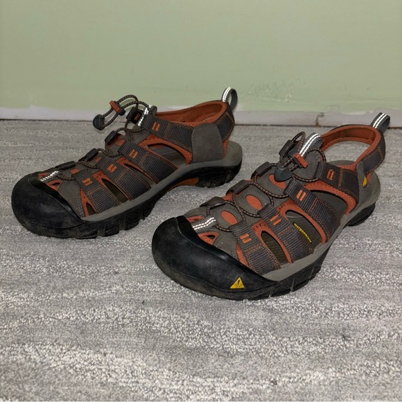 Keen Men's Sandals - Brown and Black - Picture 1 of 6